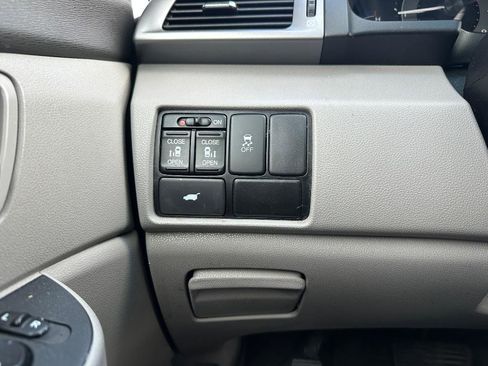 Used 2011 Honda Odyssey EX-L image 10