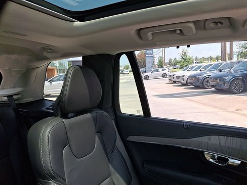 Certified 2025 Volvo XC90 B6 Ultra w/ Protection Package Premier AWD/4WD image 14