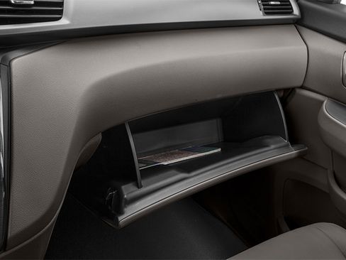 Used 2014 Honda Odyssey Touring Elite image 16