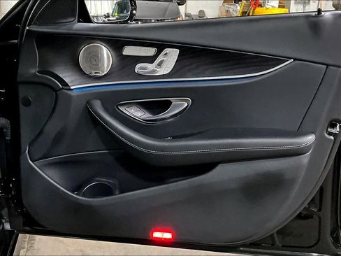 Used 2022 Mercedes-Benz E 350 Sedan image 23