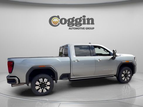 Certified 2024 GMC Sierra 2500 Denali w/ Denali Reserve Package image 18