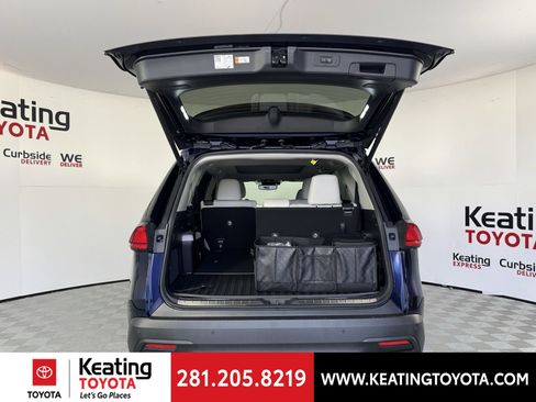 New 2026 Toyota Grand Highlander Platinum image 11