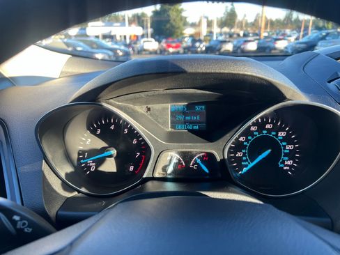 Used 2013 Ford Escape S image 30