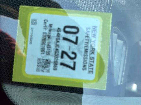 Used 2016 Subaru Outback 2.5i Limited AWD/4WD image 16