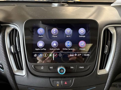 Used 2024 Chevrolet Malibu LT image 34