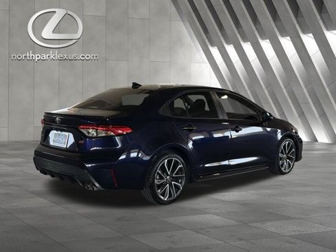 Used 2020 Toyota Corolla SE w/ SE Premium Package FWD image 6