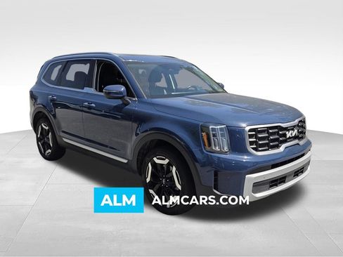 Used 2025 Kia Telluride S FWD image 1