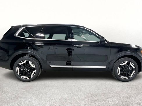 New 2025 Kia Telluride S image 16