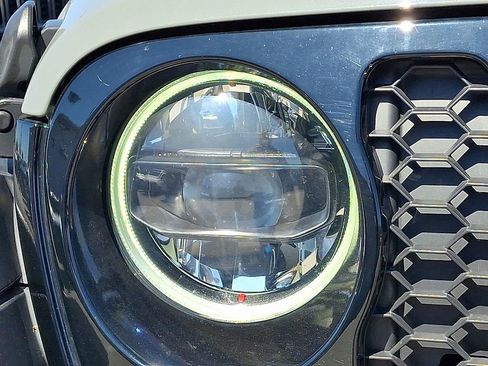 Certified 2023 Jeep Wrangler Unlimited w/ Sun & Screen Package image 9