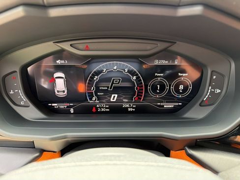 Used 2022 Lamborghini Urus AWD/4WD image 20