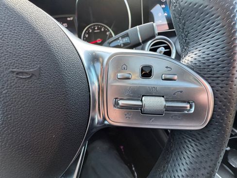 Used 2022 Mercedes-Benz GLC 300 4MATIC Coupe image 29