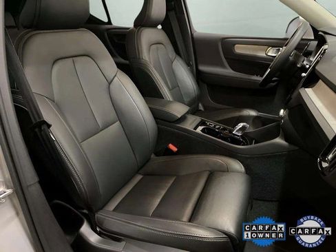 Used 2025 Volvo XC40 B5 Plus image 80