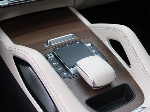 Certified 2021 Mercedes-Benz GLE 350 4MATIC image 22