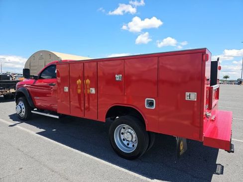 Used 2019 RAM 5500 Tradesman AWD/4WD image 2