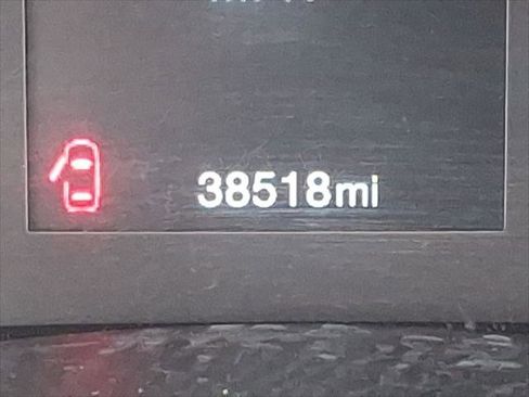 Used 2023 Jeep Renegade Latitude image 13