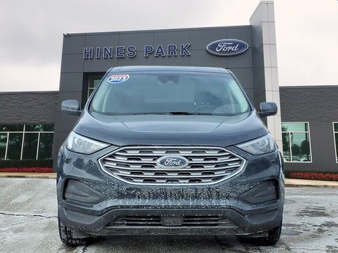 Used 2023 Ford Edge SEL image 2