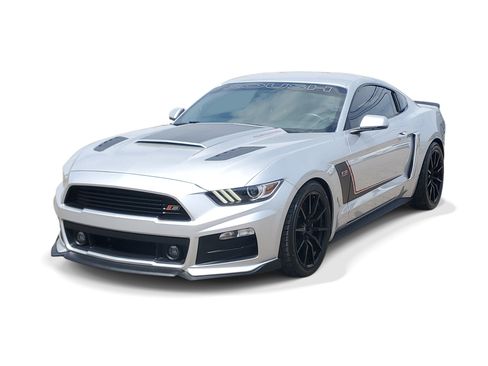 Used 2017 Ford Mustang GT Premium RWD image 3