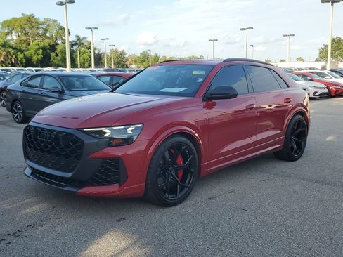 Certified 2025 Audi RS Q8 performance AWD/4WD image 8