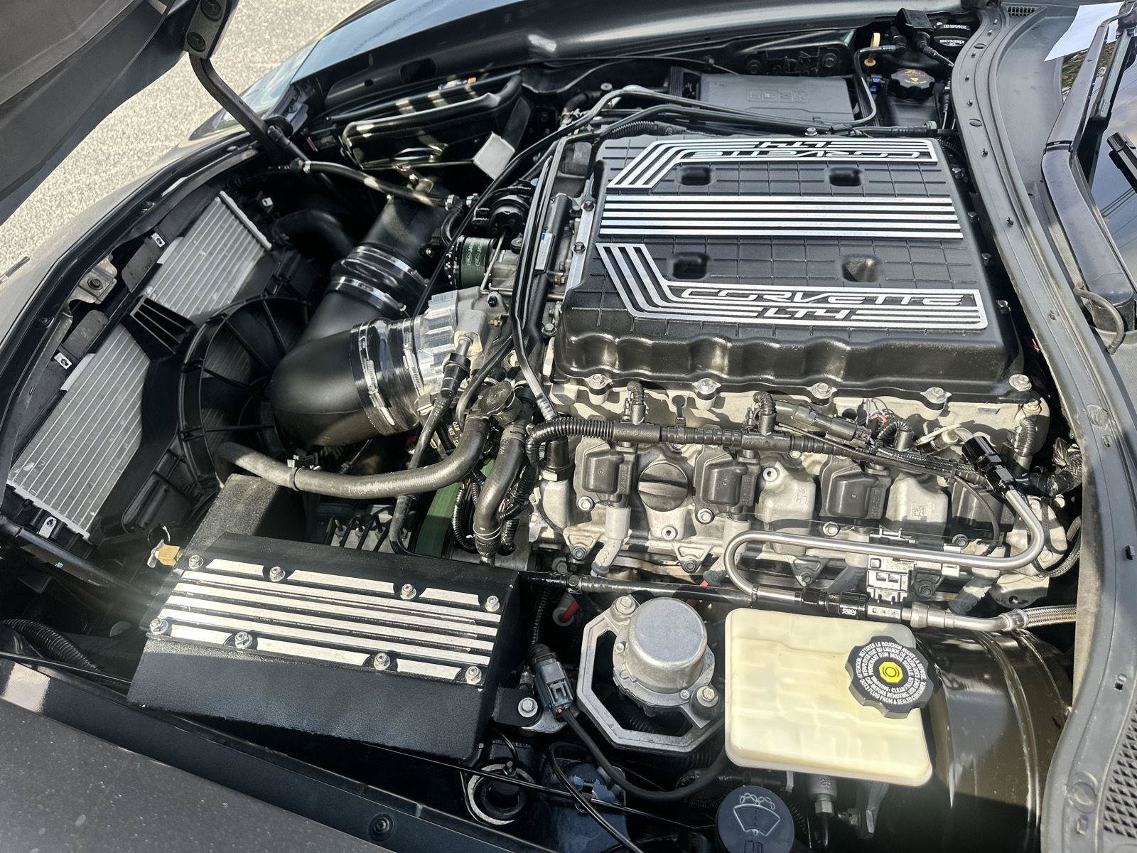 Used 2018 Chevrolet Corvette Z06 RWD image 17