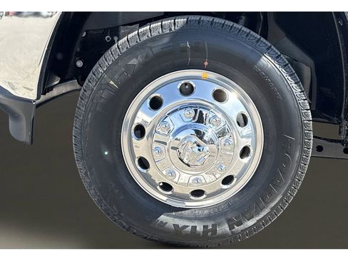 New 2026 RAM 3500 Longhorn image 10