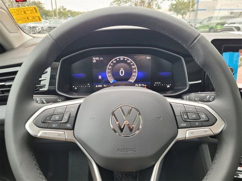 New 2026 Volkswagen Jetta SE image 33