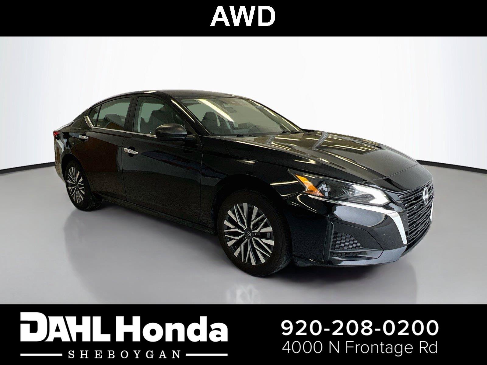 Used 2025 Nissan Altima 2.5 SV AWD/4WD image 1