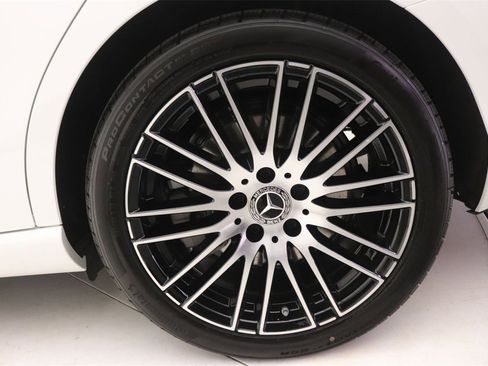 New 2026 Mercedes-Benz C 300 Sedan image 13