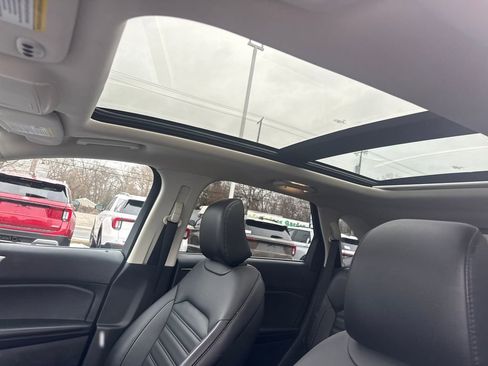 Used 2024 Ford Edge SEL w/ Convenience Package image 27