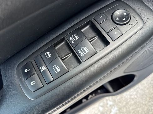 Certified 2021 Jeep Grand Cherokee Laredo X image 10