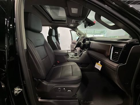 Used 2026 GMC Sierra 1500 Denali AWD/4WD image 14