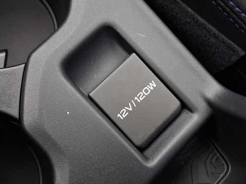 Used 2025 Subaru Forester Limited AWD/4WD image 26