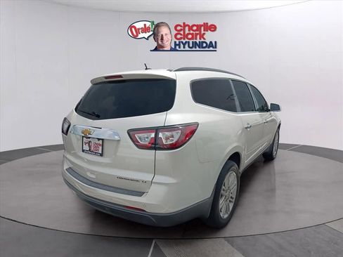 Used 2014 Chevrolet Traverse LT w/ All-Star Edition FWD image 3