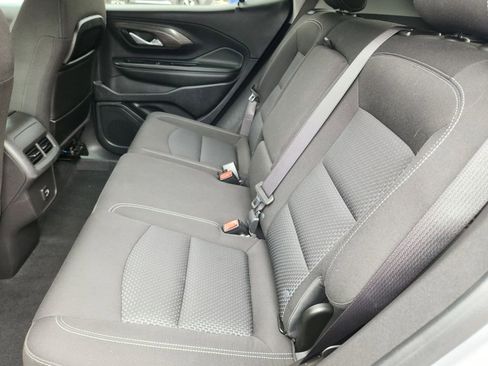 Used 2024 GMC Terrain SLE image 12