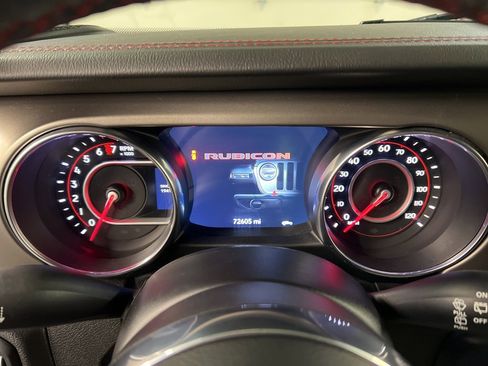 Used 2019 Jeep Wrangler Unlimited Rubicon w/ Dual Top Group image 26