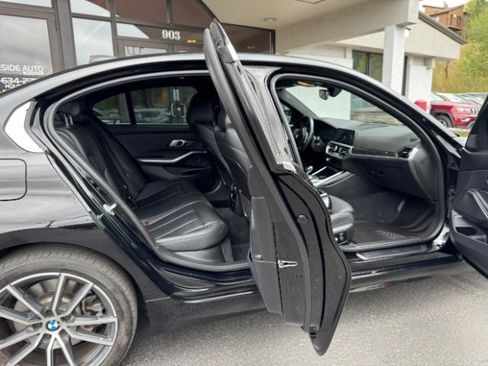 Used 2021 BMW 330e xDrive 330e xDrive image 9