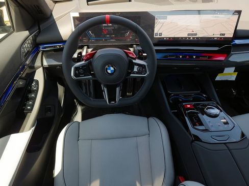 New 2026 BMW M5 w/ Executive Package image 15