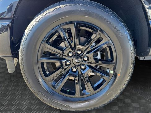 New 2025 Ford F150 Platinum w/ FX4 Off-Road Package image 14