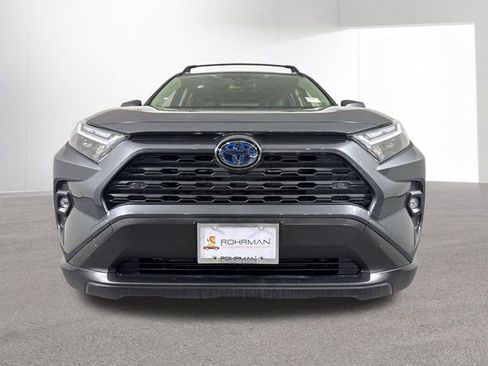 Used 2023 Toyota RAV4 XLE Premium image 26