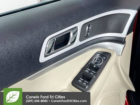 Used 2014 Ford Explorer XLT FWD image 12
