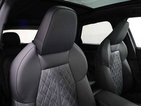Used 2025 Audi SQ5 Premium Plus AWD/4WD image 21