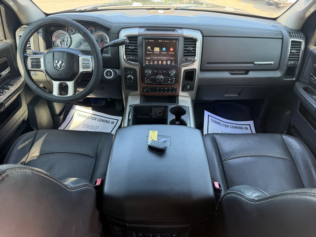 Used 2015 RAM 2500 Laramie w/ Black Appearance Group AWD/4WD image 24