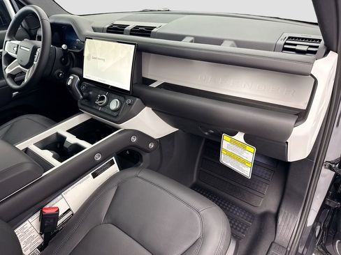 New 2026 Land Rover Defender 110 S AWD/4WD image 16