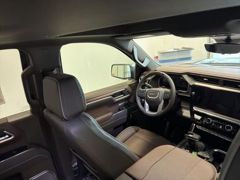 New 2026 GMC Sierra 1500 Denali w/ Technology Package AWD/4WD image 35