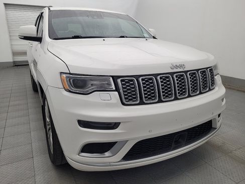 Used 2017 Jeep Grand Cherokee Summit AWD/4WD image 13