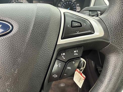 Used 2015 Ford Fusion SE image 24