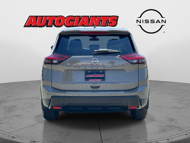 Used 2024 Nissan Rogue SV AWD/4WD image 5