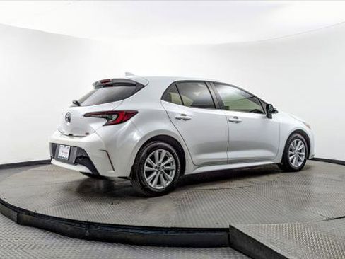 Used 2023 Toyota Corolla SE image 8