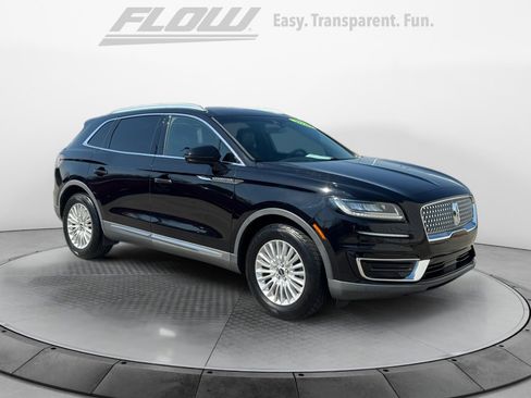 Used 2020 Lincoln Nautilus FWD image 1