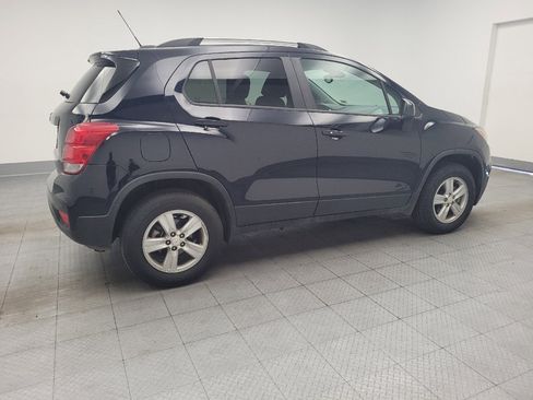 Used 2022 Chevrolet Trax LT w/ Driver Confidence Package AWD/4WD image 10