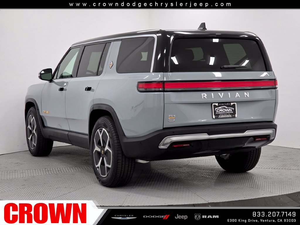 Used 2024 Rivian R1S Adventure Quad AWD/4WD image 5